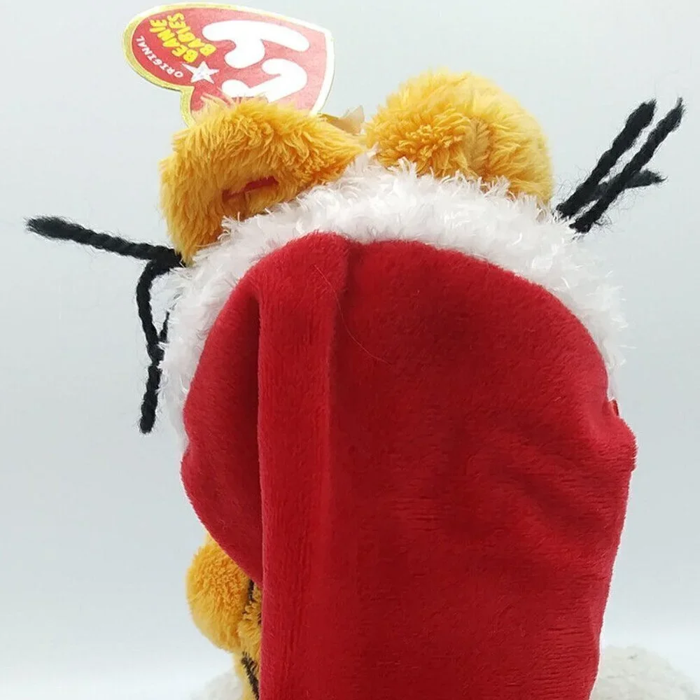 TY Happy Holidays Garfield 9in. Plush Hang & Tush Tags Retired in 2005